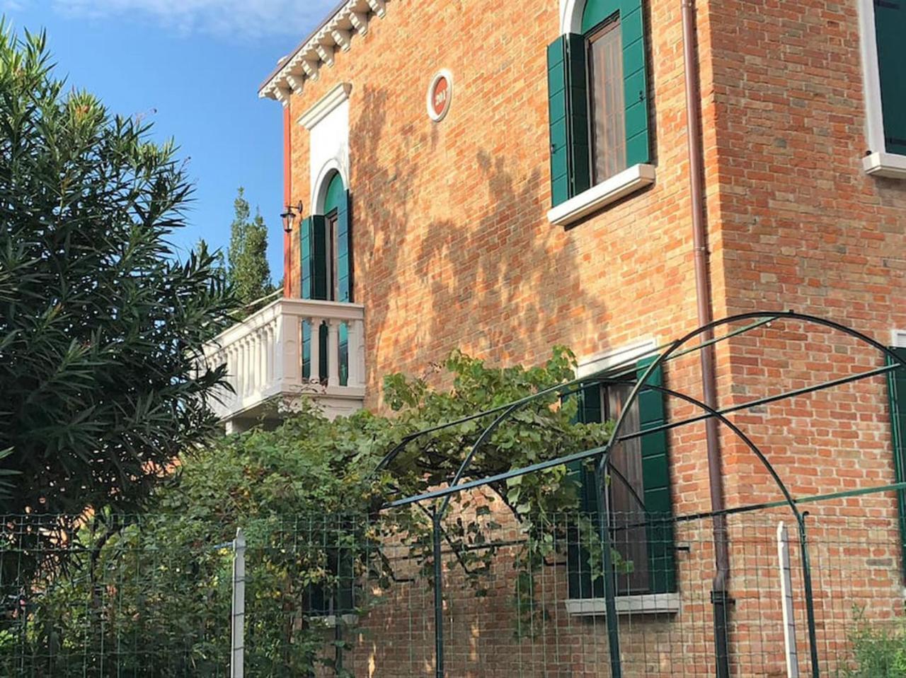 Villa Contarini B&B Venedig-Lido Exteriör bild