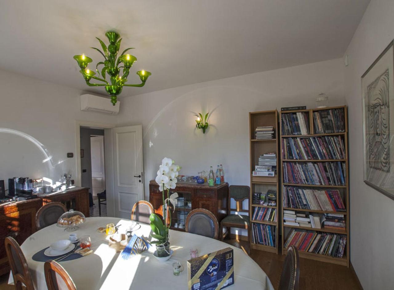 Villa Contarini B&B Venedig-Lido Exteriör bild